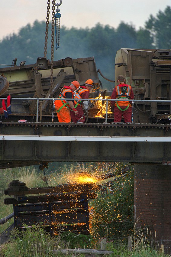 Work to free wagons from Ely rail bridge