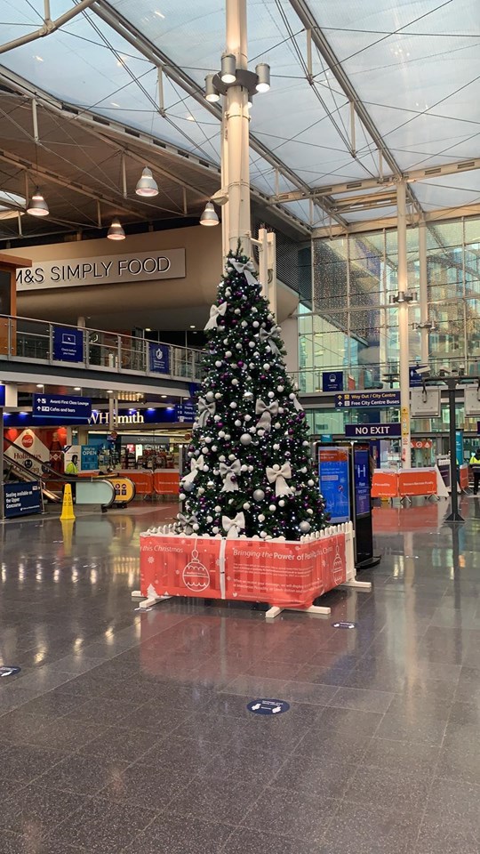 Passengers advised to plan their journeys as Manchester’s Christmas market gets underway: Manchester Piccadilly 'Christmas tree of hope' 2020