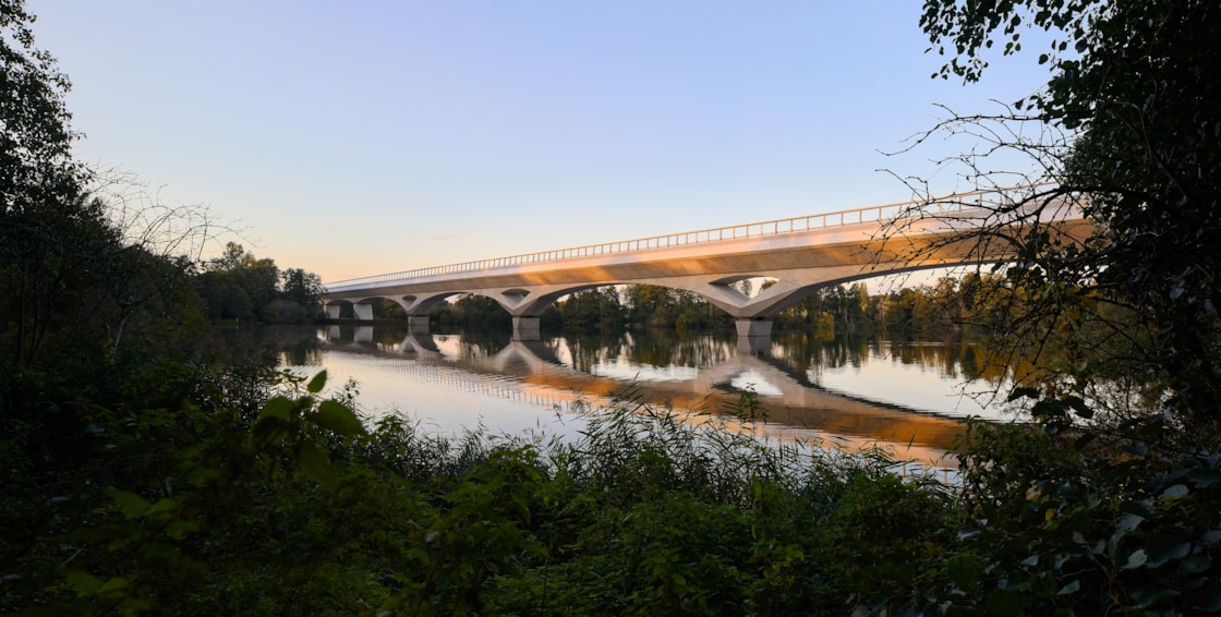 HS2 Colne Valley Viaduct - Korda Lake View 1 Dusk (C) Grimshaw Hufton Crow
