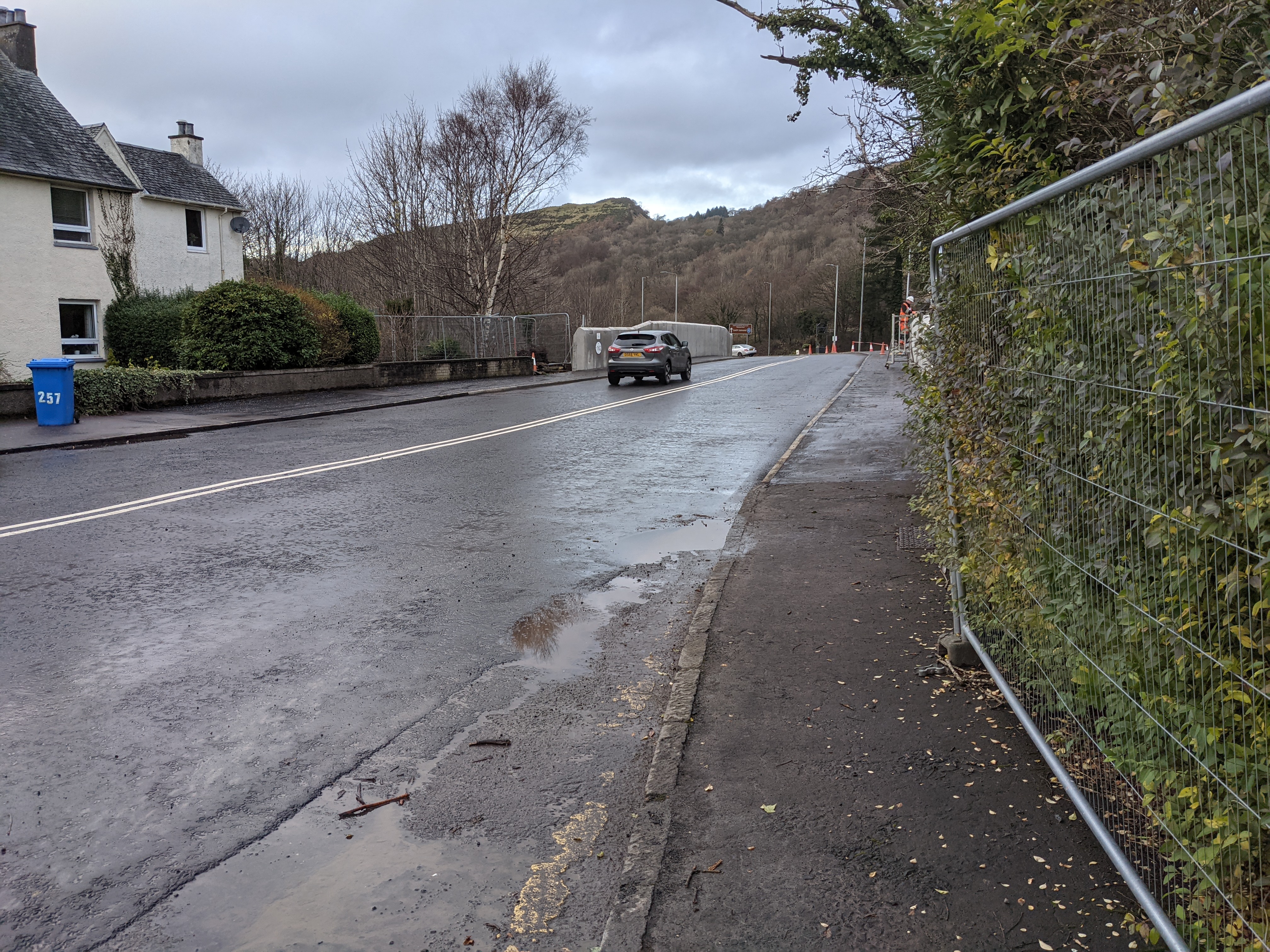 Dumbarton Road Old Kilpatrick reopened following 3.5m bridge