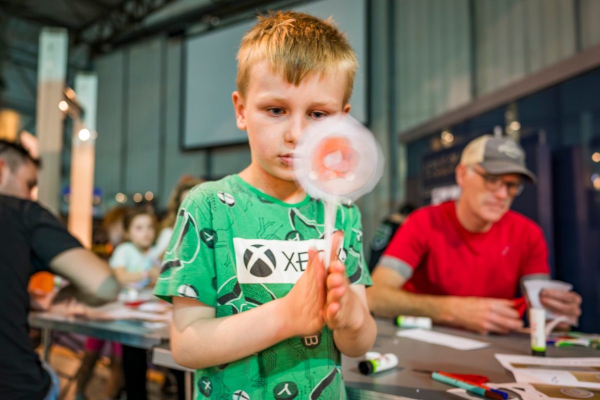 Half Term How things fly. Photo © Andy Catlin (4)