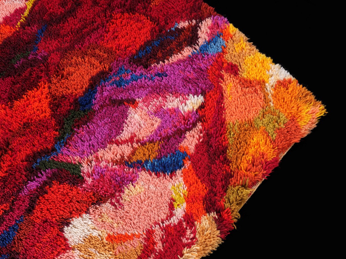 Detail - Rug entitled 'Tulip Petals'designed by Bernat Klein and manufactured by Fiedler Fabric, c. late 1960s - early 1970s. Image © National Museums Scotland