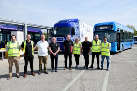 Renault Trucks and First Bus teams