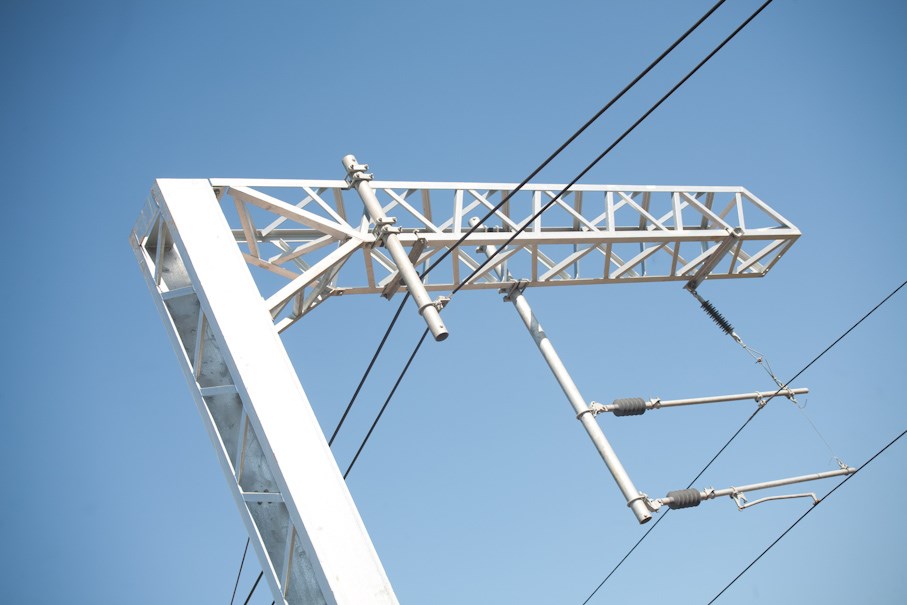 Overhead wires carrying upto25000volts