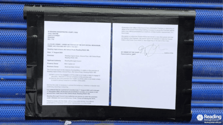 Closure notice at 462 Oxford Road