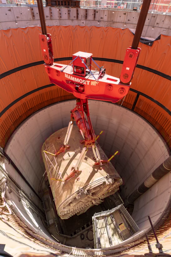 TBM Anne lifted at Green Park Way tunnel shaft 24th August 2025-4