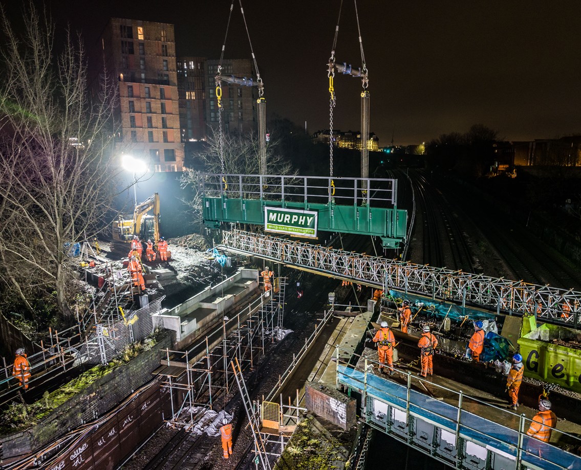 Neasden Bridge Replacement Dec 2021: Lifting in of the new steel beams as part of the Neasden bridge replacement works over the 2021 festive period