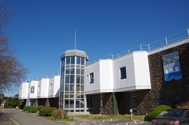 Riverbank House