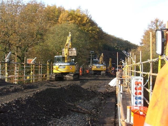 East Largin Viaduct: Replacement of timber decking