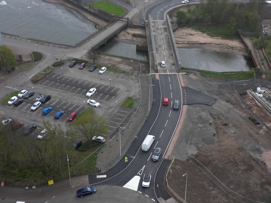 Traffic on the new temporary bridge at Leven