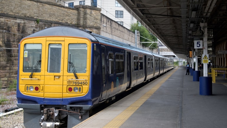 Passengers advised not to travel on Sunday and Monday in Cumbria due to extreme weather