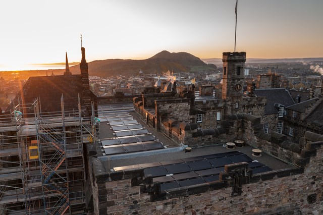 008-000-106-526-R: Recently installed solar panels on the roof of the Scottish National War Memorial Building, Edinburgh Castle.