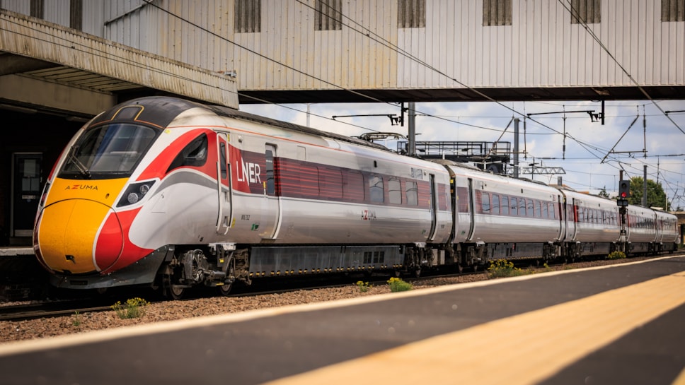 An LNER Azuma at Peterborough station, credit LNER (1)