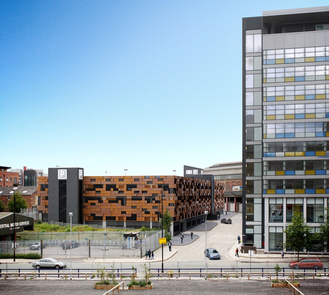 Manchester Piccadilly MSCP extension: CGI of the cladding being applied to the extended multi storey car park (June 2012)