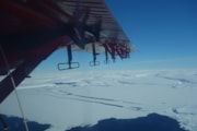 2020 01 flying over thwaites glacier 1 Credit Carl Robinson: 2020 01 flying over thwaites glacier 1 Credit Carl Robinson