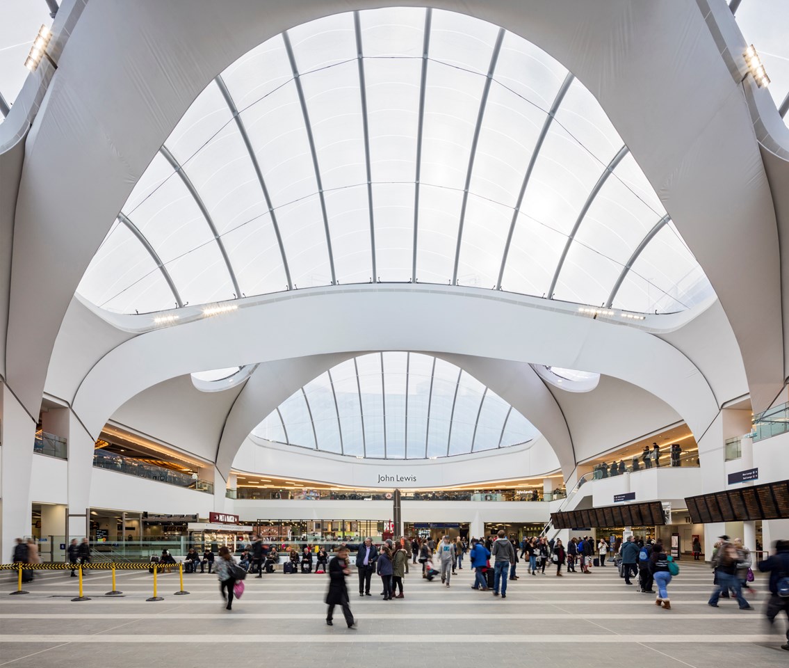 Birmingham New Street - wide shot of roof: Birmingham New Street 
railway station
train station
Grand Central
Shopping centre
Retail
Shops
Shopping 
Busy