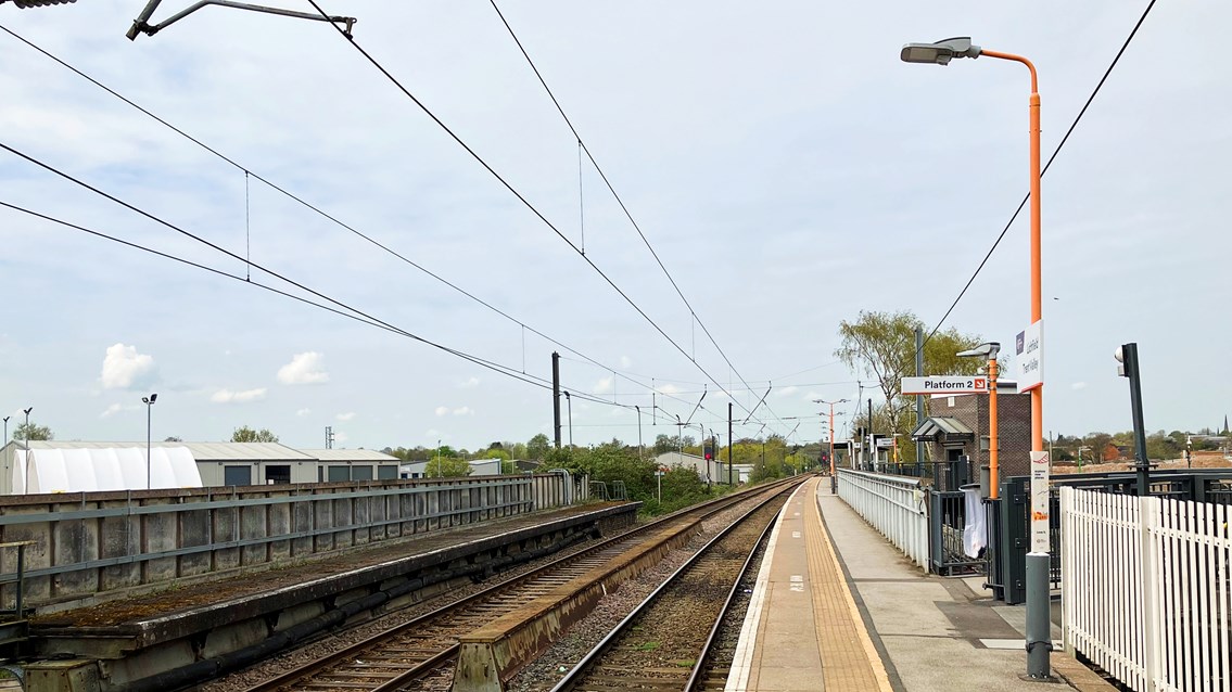 Lichfield Trent Valley - platform 3 - 2