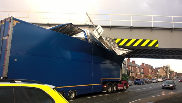 Oversized lorry railway bridge strike-2