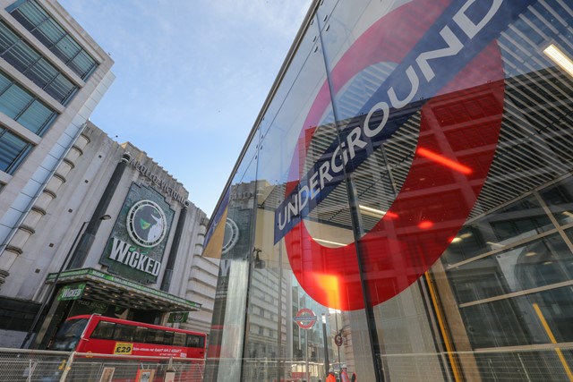 Victoria Station Upgrade - South ticket hall