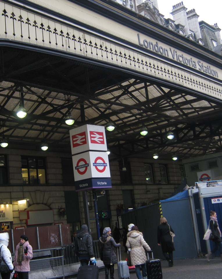 London Victoria Station_4: London Victoria Station