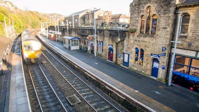 Mossley Station: Mossley Station