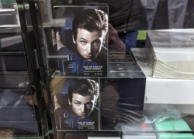 Counterfeit goods raid 13 December 5