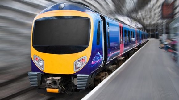 Shortlist-down-to-three-to-bid-on-East-Midlands-rail-franchise-678x381