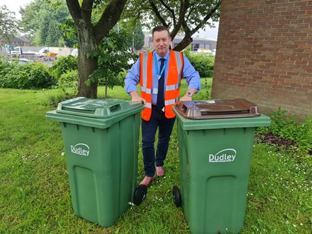 Rob Clinton & Extra Green Waste Service 2