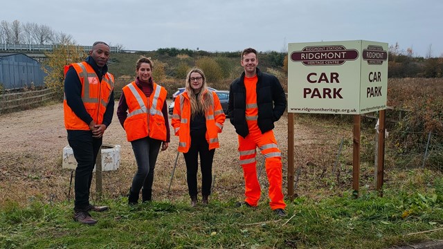 Railway workers join forces to tidy up Marston Vale line station: Ridgmont station community volunteer day group shot
