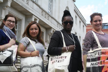 loveyourmarketbags001.jpg