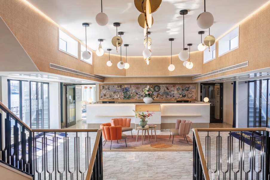 SHP Reception SotD INT 20501