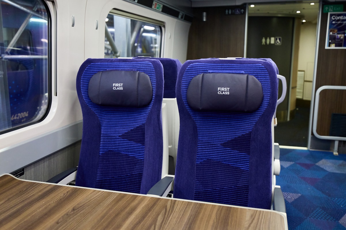 Seat covers Nova 1s, 802s First Class 