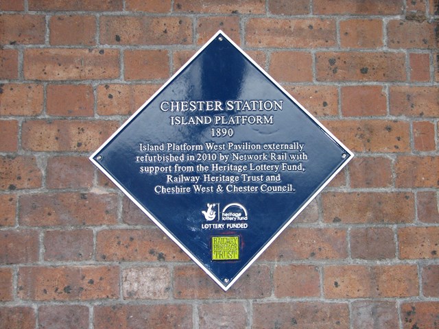 Heritage plaque to mark refurbishment work: Plaque on platform 7b to mark the work.