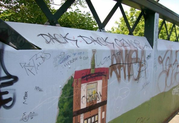 Faversham Long Bridge Graffiti 1: Graffiti on Faversham long bridge