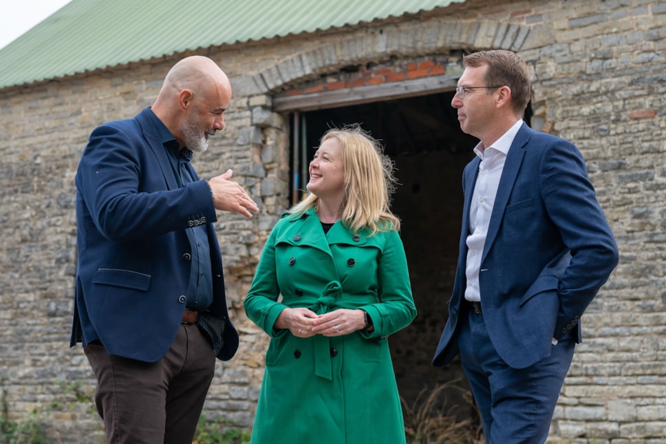 Left to right: Oliver Novakovic (Group Innovation and Technical Director for Barratt Redrow), Jayne Bryant (Cabinet Secretary for Housing and Local Government) and Scott Caldwell (Lead Director of Cardiff Development for Savills).