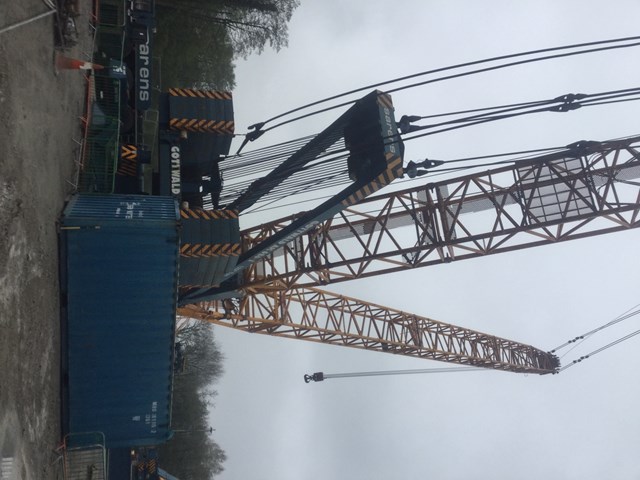 sarens on site