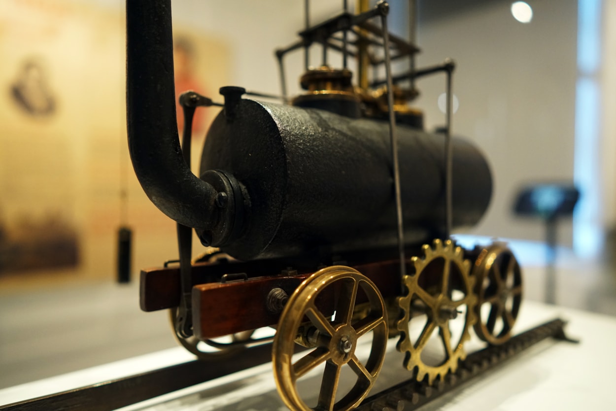 Miniature loco scans: The model made in 1811, is the oldest of its kind anywhere in the world and a replica of Murray’s very first commercially viable steam locomotive. At least two others were made, with one being gifted by Murray to the Grand Duke Nicholas of Russia when he visited Leeds in 1817.