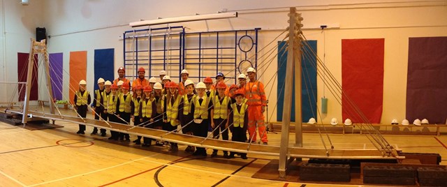 LINLITHGOW PRIMARY HAS BRIDGE TO ENGINEERING CAREERS: Linlithgow Bridge Primary take part in Bridges to Schools initiative