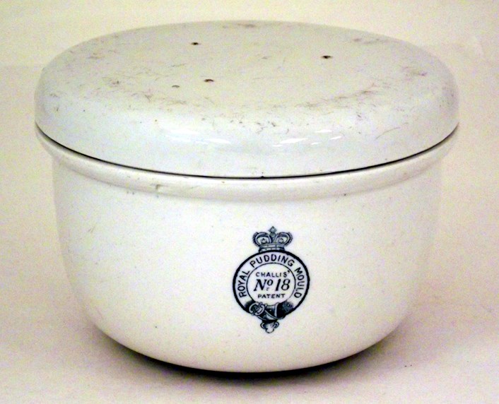 Object of the week- Victorian Christmas pudding steamer: leedm.e.1967.0047.0094.b-145191.jpg