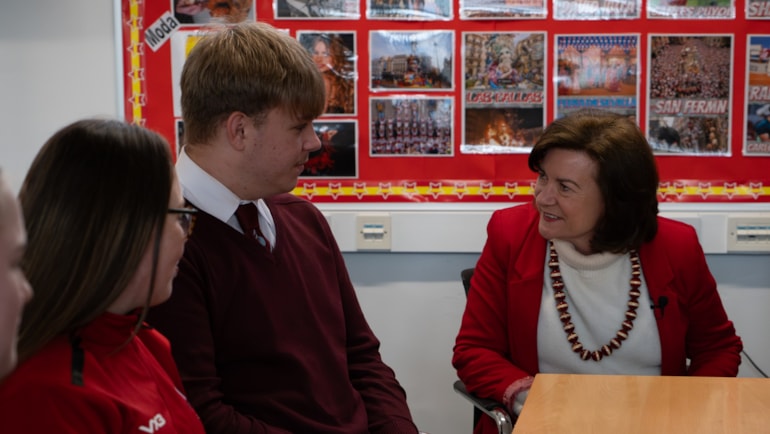 1,500 more 16- to 18-year-olds to receive financial support