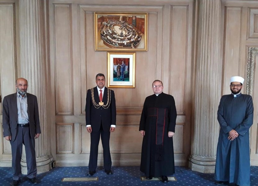 Lord Mayor of Leeds selects multiple chaplains for first time to receive multifaith support and advice: Chaplains