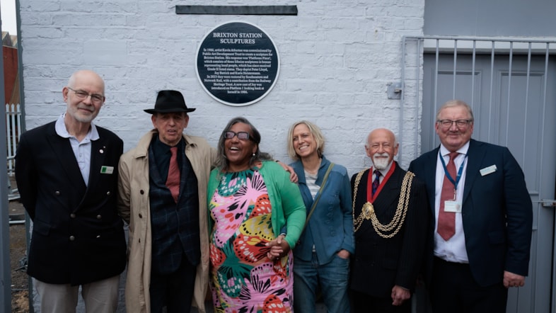 Mayor of Lambeth unveils plaque celebrating Brixton station’s iconic sculptures: Brixton stn plaque unveiling - group 1
