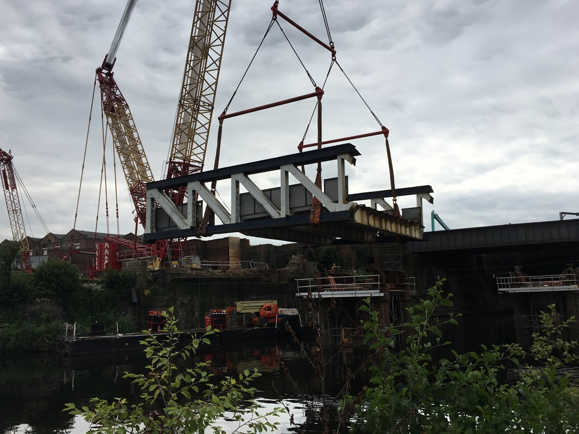 Princes Bridge being removed