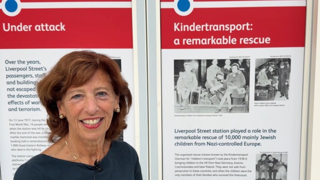 Lady Linda Reich with the Kindertransport section of the exhibition: Lady Linda Reich with the Kindertransport section of the exhibition