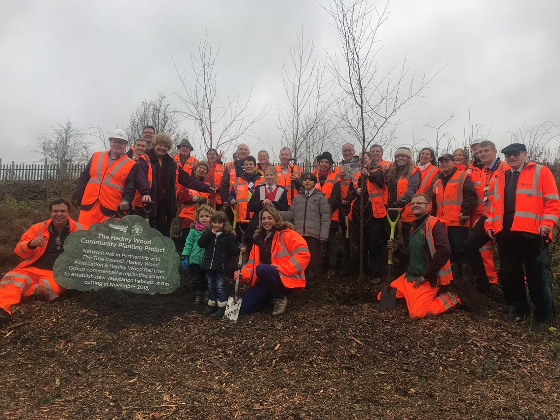 Members of the local Hadley Wood community, Tree Council and Network Rail at tree planting-2