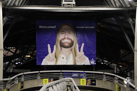 Eurovision sensation Sam Ryder has been immortalised on a mural at Manchester Airport Station - street artist Aske was commisioned by TransPennine Express