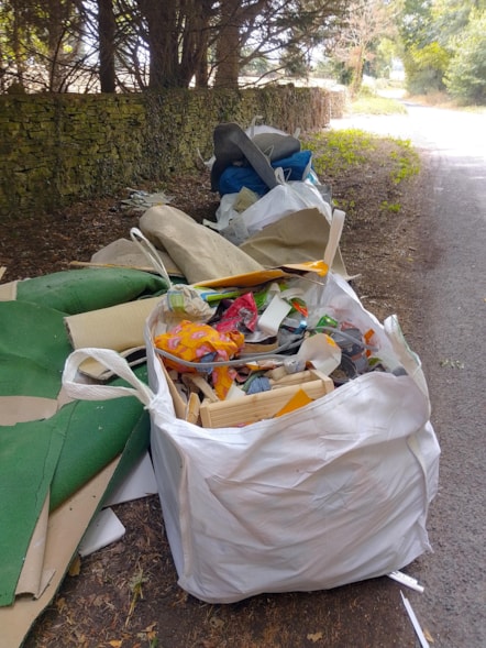 Dowdeswell flytipping 1