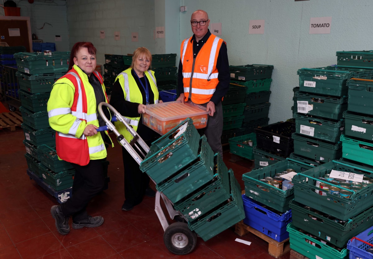 First Bus & Rochdale Foodbank4