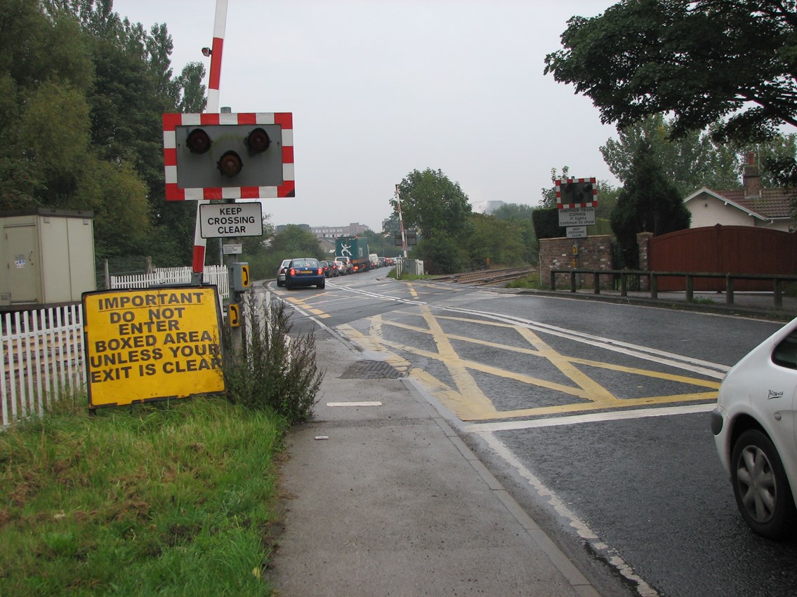 Bootham level crossing - York: Traffic backing up to Bootham crossing during rush hour.