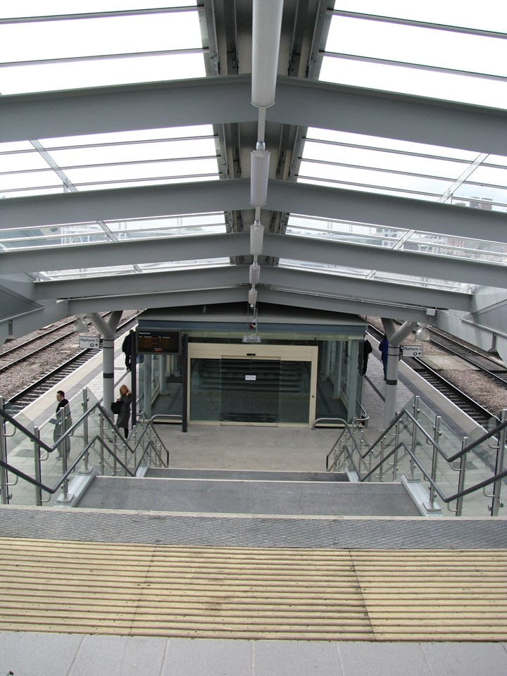 New stairs to platforms 4b and 5b Derby Station: New stairs to platforms 4b and 5b Derby Station